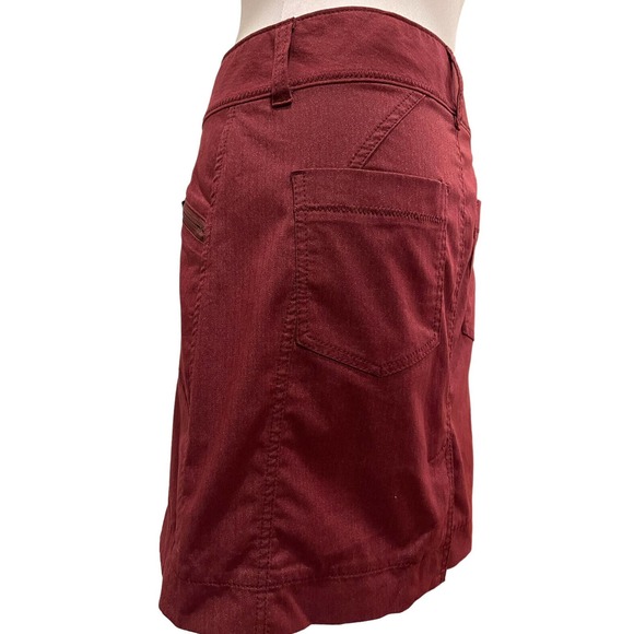 Womens Athleta Passage Skirt Sz 2 Port Wine Athleisure Active Vacation Travel - Picture 6 of 11